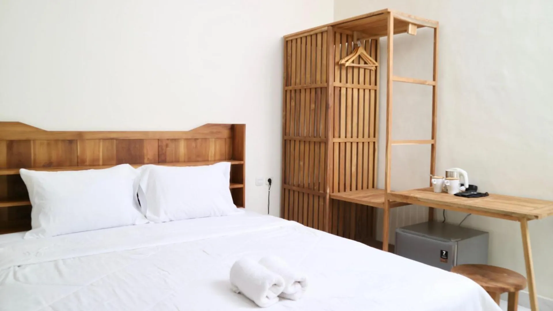 Puri Beach Inn - Poppies 2 Legian  Indonesia